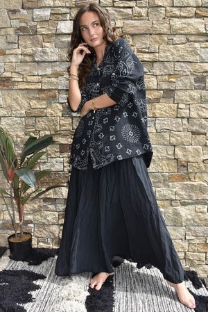 Cala Cushion Cotton Bandana Relaxed Shirt Black